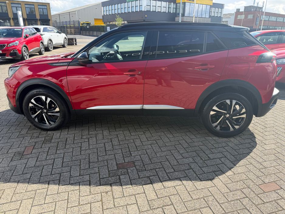 2023 Peugeot 2008 - image 8