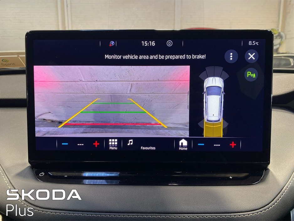 2023 Skoda Enyaq - image 14