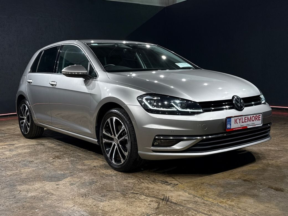 2020 Volkswagen Golf COMFORT LINE MEISTER - UPGRADED FACTORY ALLOYS - CRUISE CONTROL - REVERSE CAMERA - DIGITAL DASH €21,950