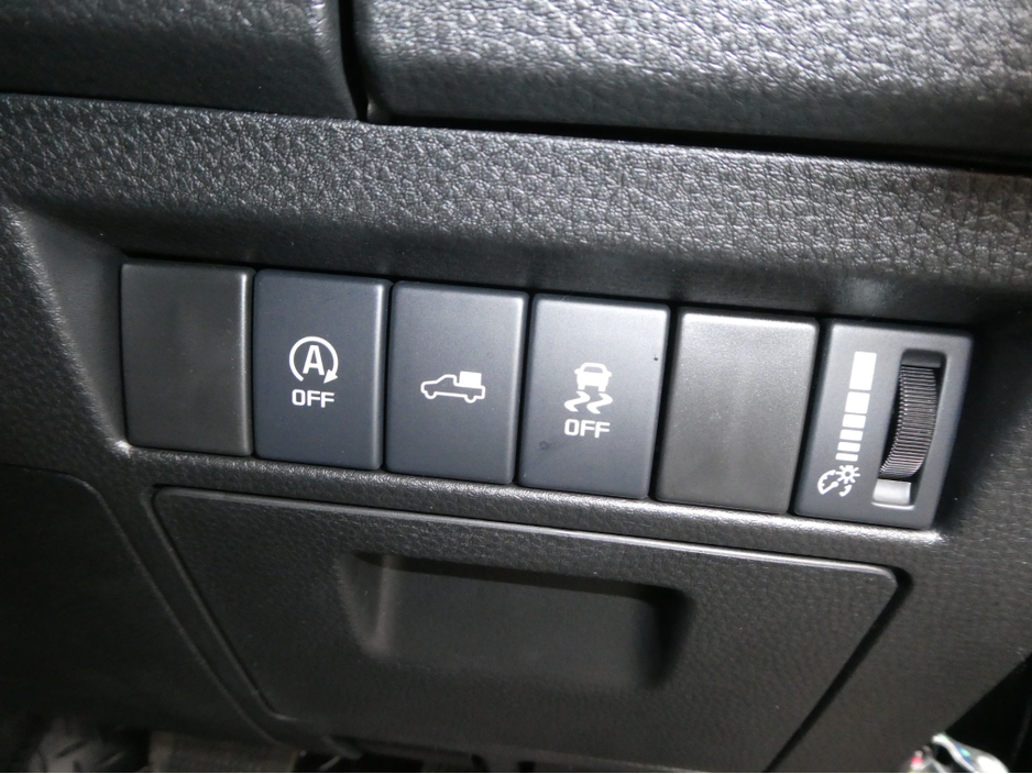 2026 Isuzu D-MAX LSE WITH ROLLER TOP