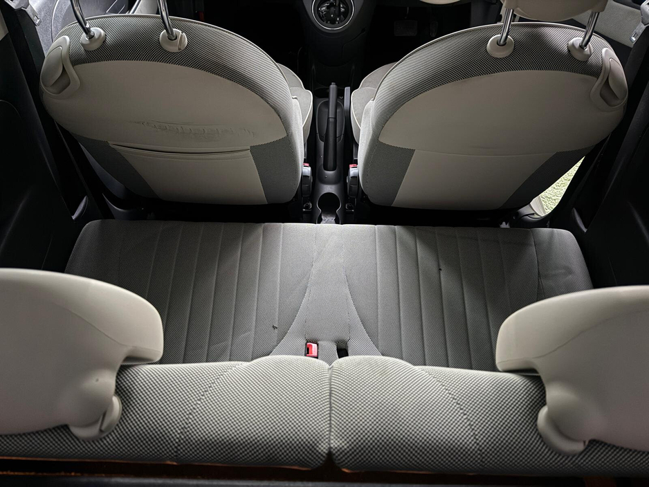 2014 Fiat 500 - image 9