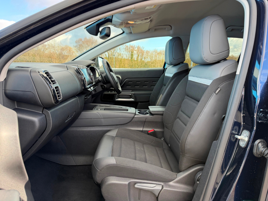 2023 Citroen C5 Aircross - image 7