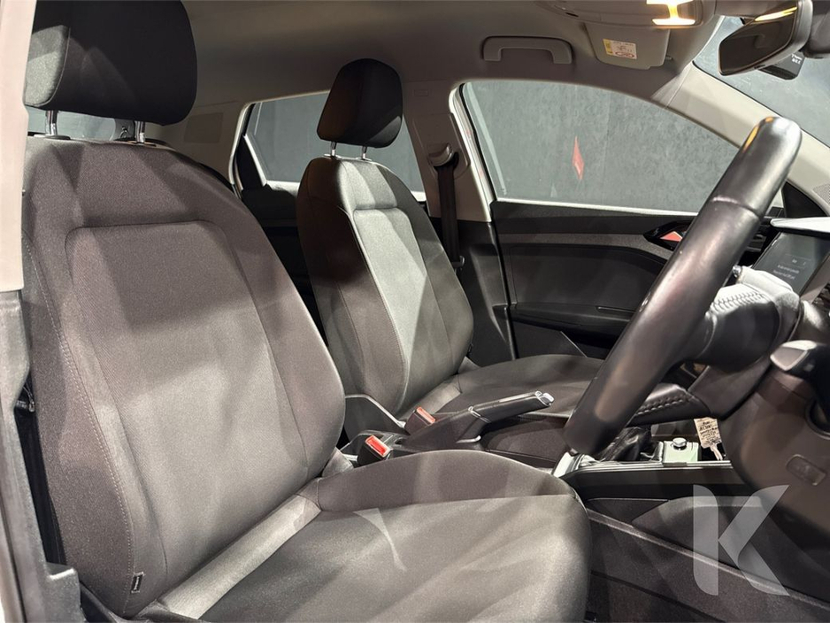 2020 Audi A1 1.0 AUTOMATIC - ALLOY WHEELS - MULTI FUNCTION STEERING WHEEL - CRUISE CONTROL - HEATED SEATS - REVERSE CAMERA €22,950