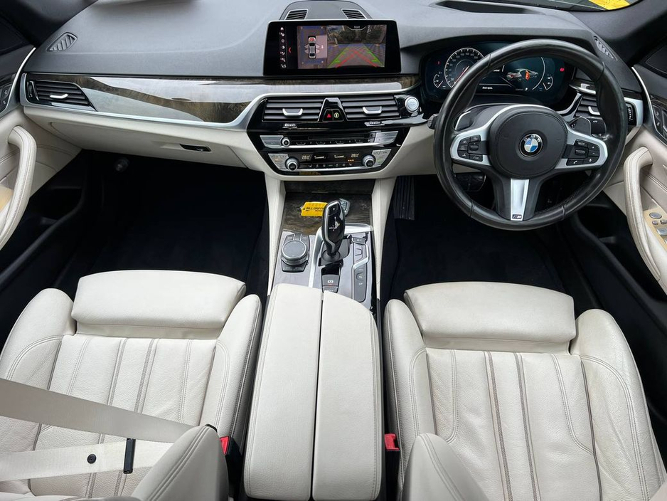 2020 BMW 5 Series 530e M-SPORT COMPETITION 2.0 HYBRID // LEATHER M-SPORT INTERIOR // DIGITAL CLUSTER // NEW 20" M5 ALLOYS €33,950