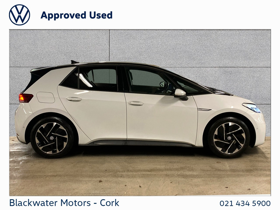 2023 Volkswagen ID.3 LIFE DX 58KWH 204BHP €25,995