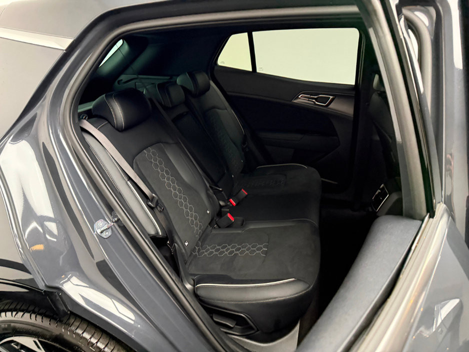 2025 Kia Sportage - image 12