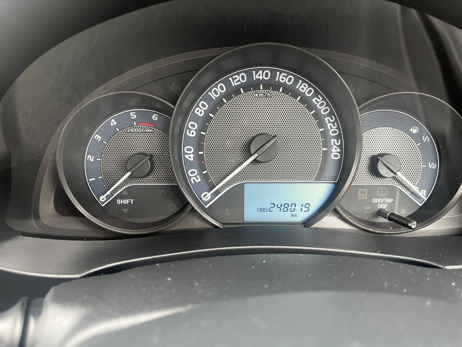 2016 Toyota Corolla - image 16