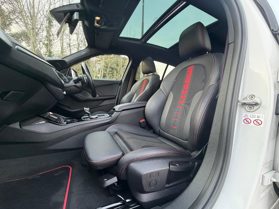 2021 BMW 1 Series - image 16