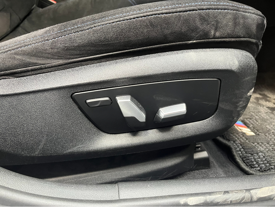 2019 BMW 5 Series - image 15