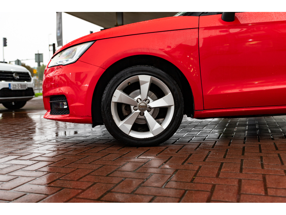 2016 Audi A1 1.0TSI SPORTS EDITION 5DR HATCHBACK AUTOMATIC // 1 OWNER WITH ONLY 89796 KMS // BUY WITH CONFIDENCE AA AND SIMI APPROVED DEALER 2025 // FINANCE ARRANGED // ALL TRADE INS WELCOME // €12,950