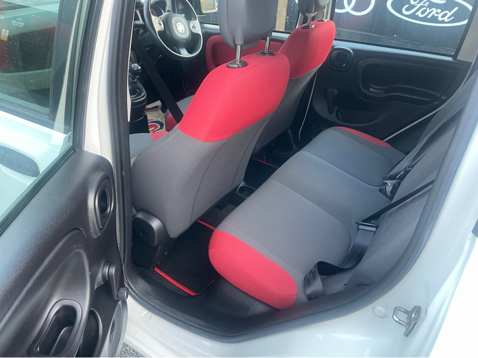 2015 Fiat Panda 1.2 EASY E6 4DR €5,950
