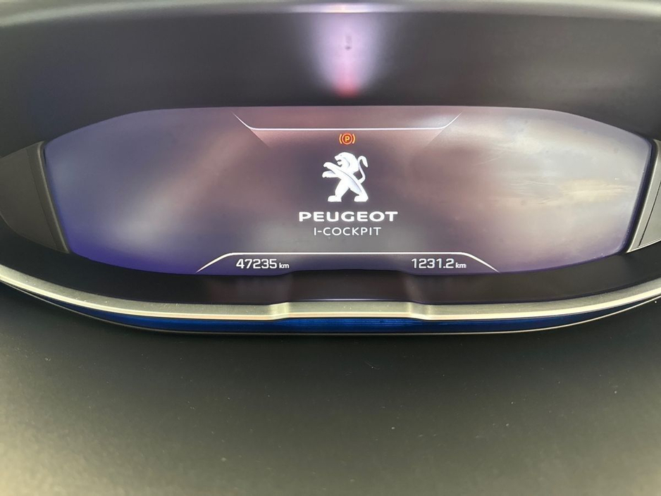 2024 Peugeot 5008 - image 14