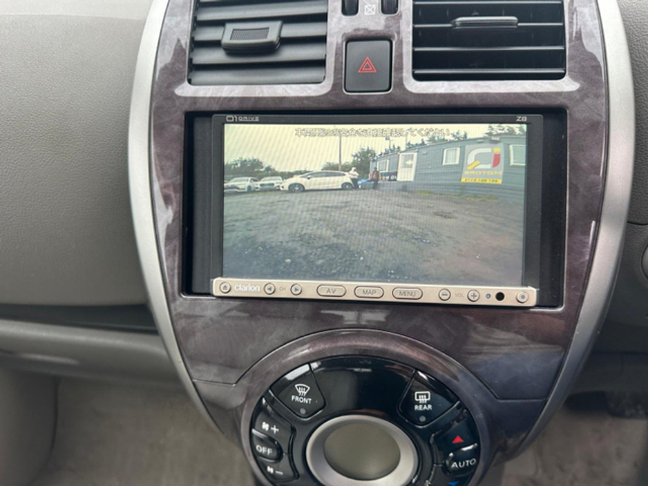 2014 Nissan March - image 18