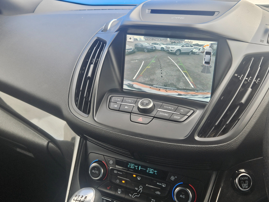 2019 Ford Kuga - image 7