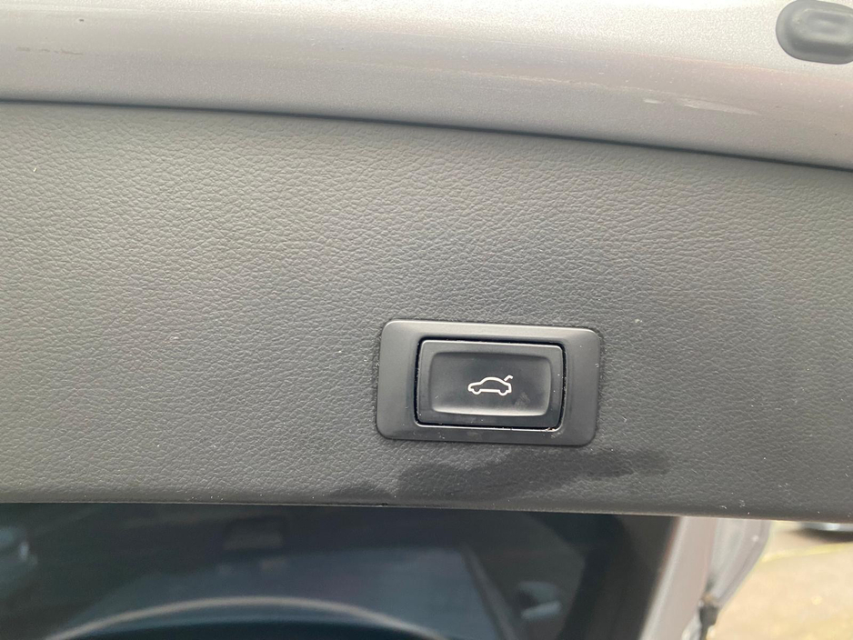 2016 Audi A6 - image 5