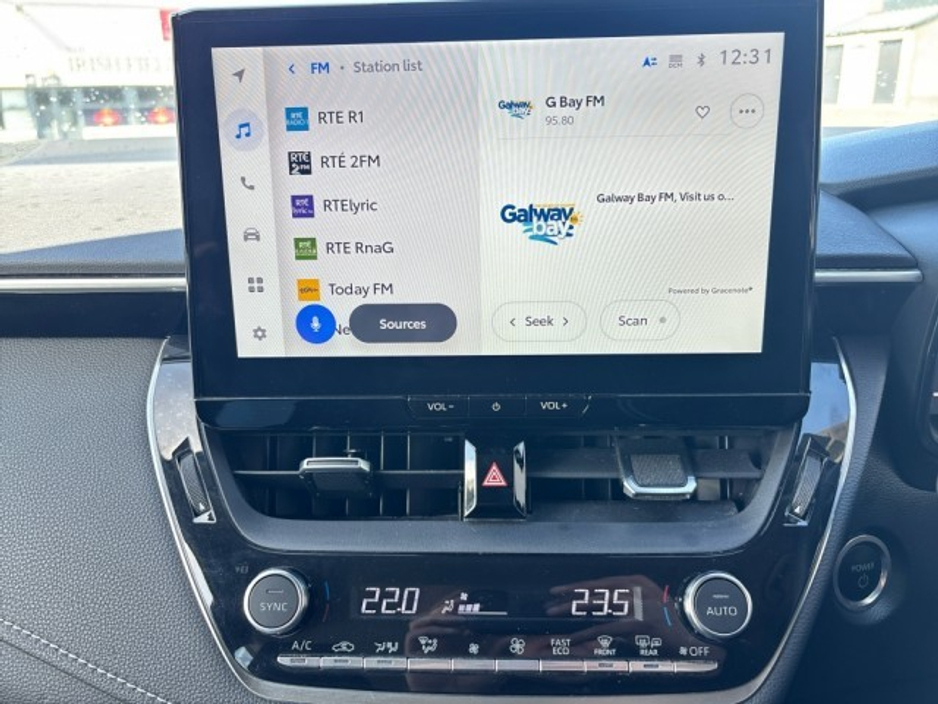 2023 Toyota Corolla - image 10