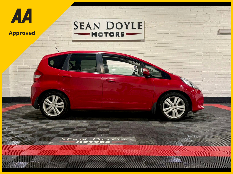 2013 Honda Jazz - image 9