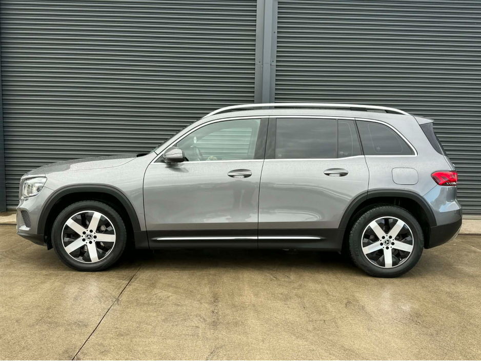 2021 Mercedes-Benz GLB - image 4