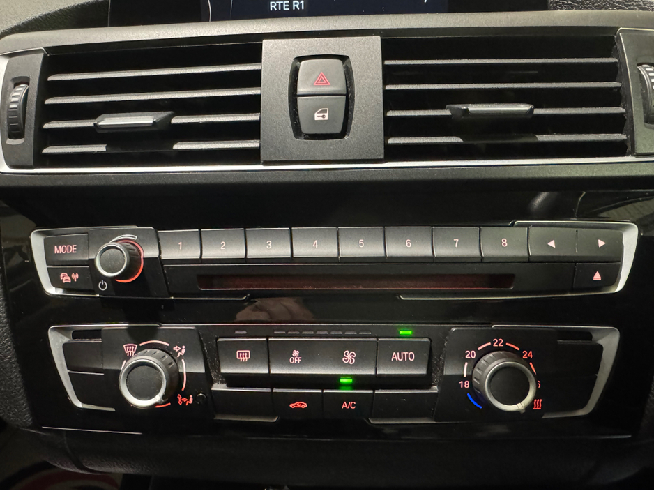 2017 BMW 1 Series - image 22