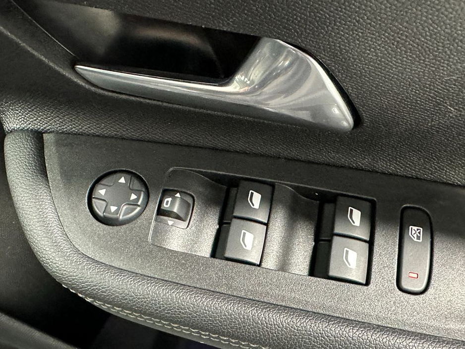 2023 Opel Mokka Elite 1.5 Diesel €21,500