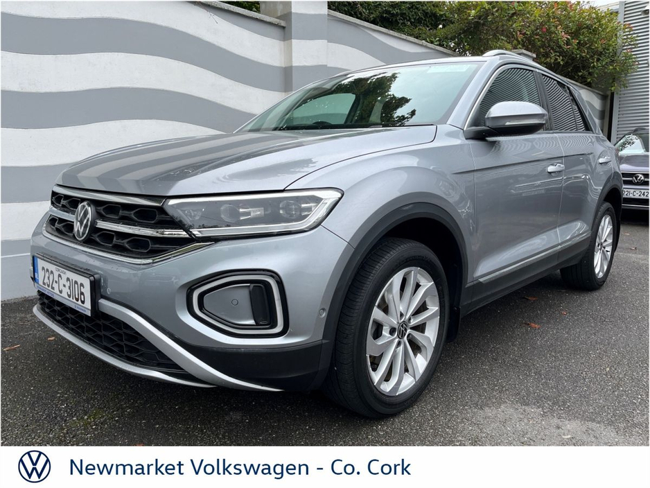 2023 Volkswagen T-Roc - image 22