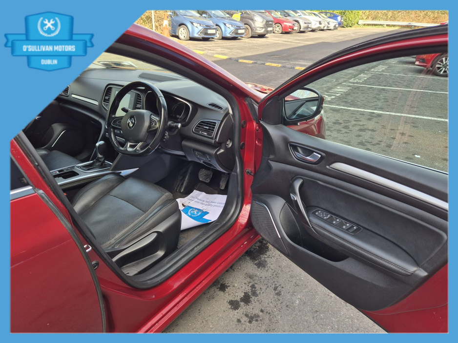 2019 Renault Megane - image 12