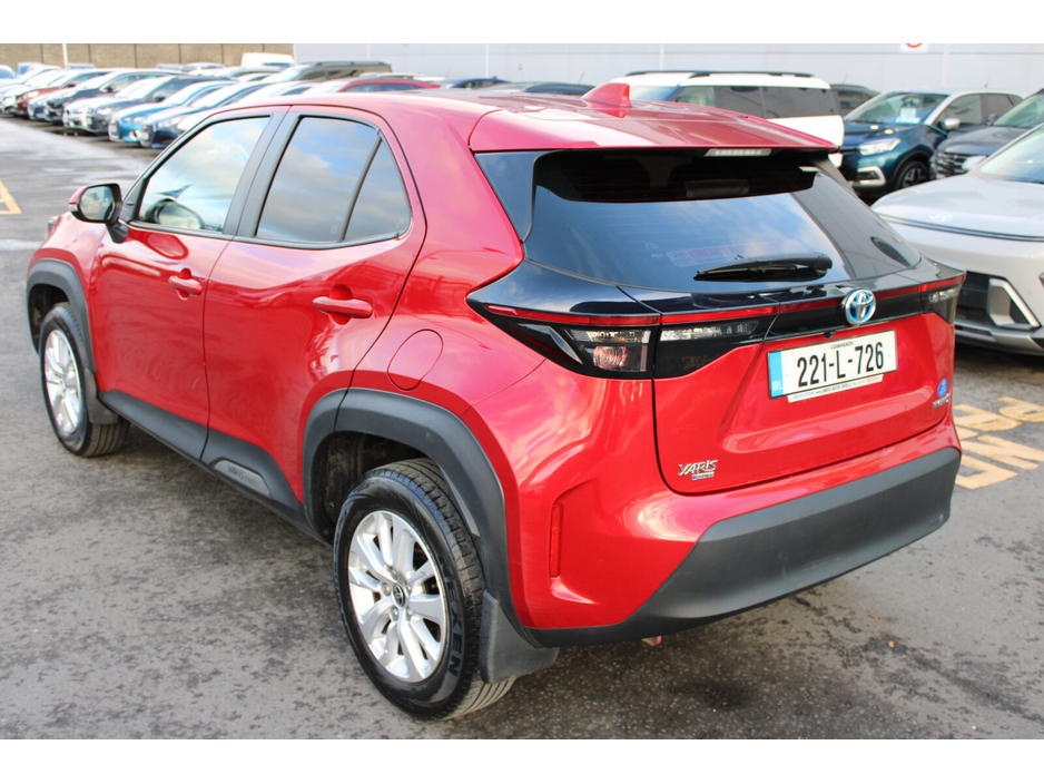 2022 Toyota Yaris Cross 1.5 Hybrid CVT Luna €23,950