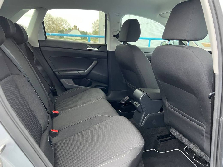 2019 Volkswagen Polo COMFORTLINE 1.0 TSI AUTO // FULL SERVICE HISTORY // 360 PARKING SENSORS // APPLE CARPLAY/ANDROID AUTO €15,900