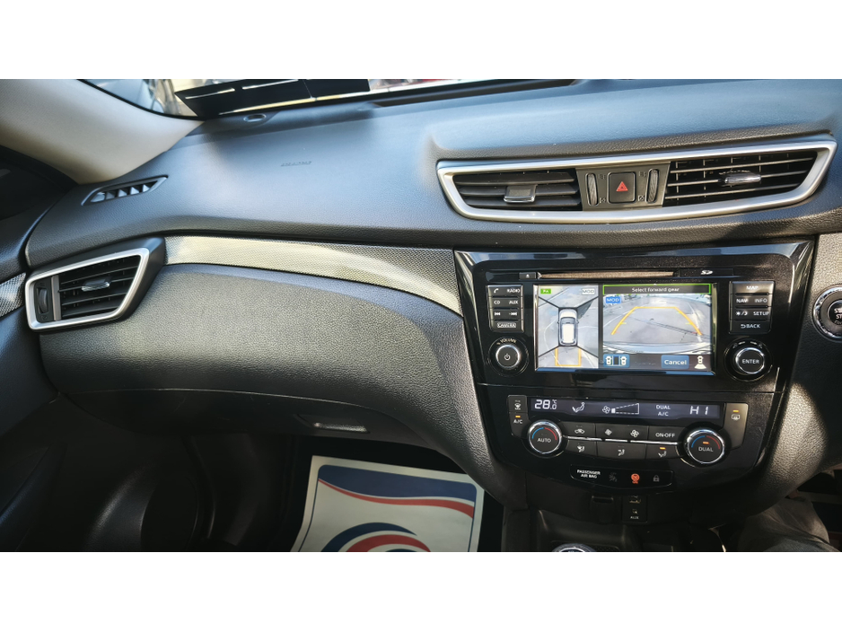 2014 Nissan X-Trail - image 24