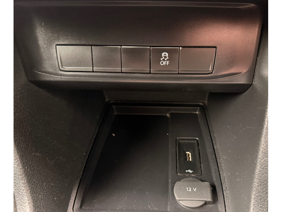 2019 Volkswagen Caddy 102BHP Maxi €14,430