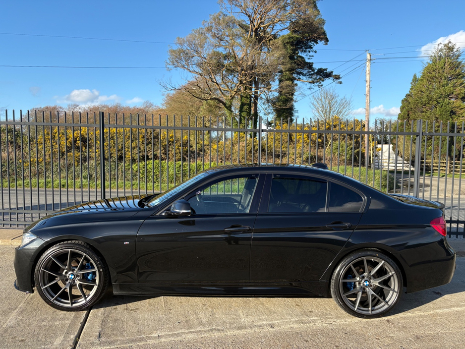 2018 BMW 3 Series - image 14