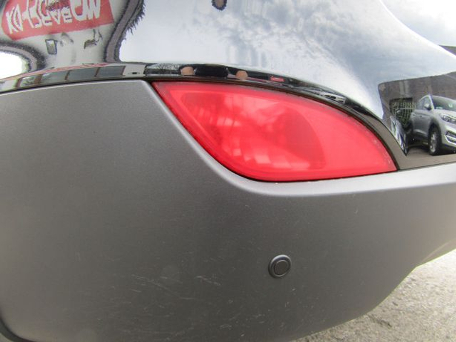 2013 Hyundai ix35 - image 12