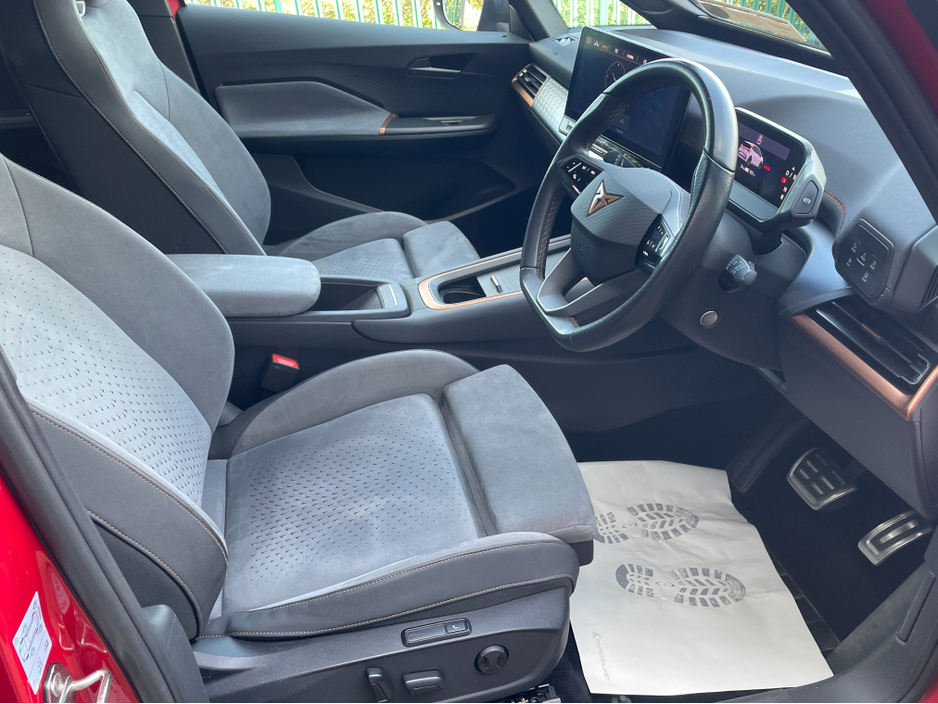 2022 Cupra Born - image 7