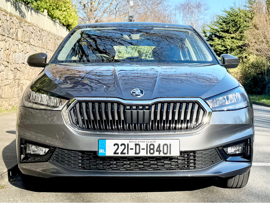 2021 Volkswagen Golf - image 10