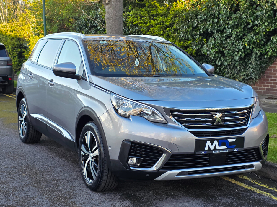 2020 Peugeot 5008 - image 4