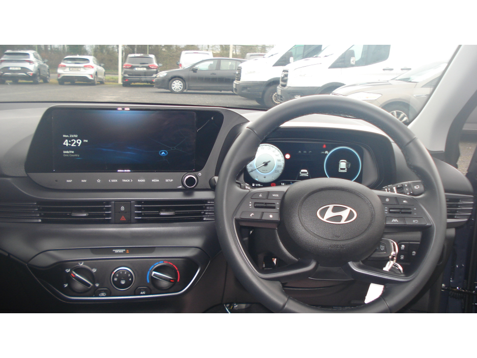 2025 Hyundai i20 - image 5