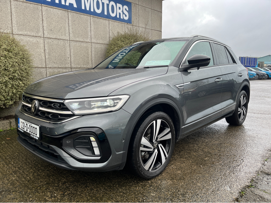 2022 Volkswagen T-Roc R-LINE AUTOMATIC 2.0 DIESEL //HIGH SPEC////HEATED SEATS//ADAPTIVE CRUISE CONTROL//KEYLESS ENTRY//REVERSE CAMERA// €29,950