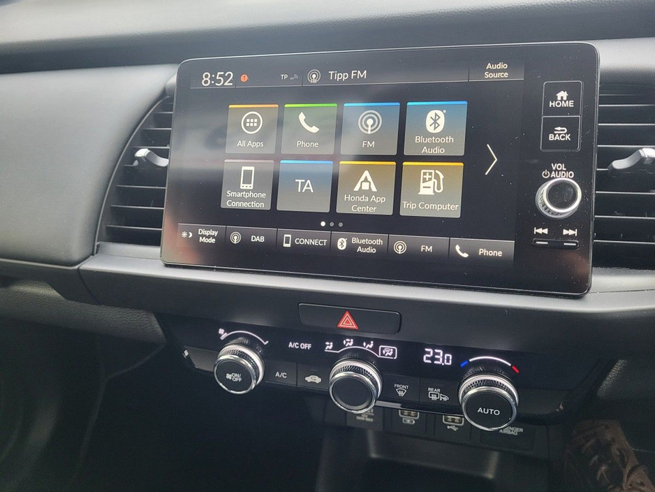 2022 Honda Jazz - image 6