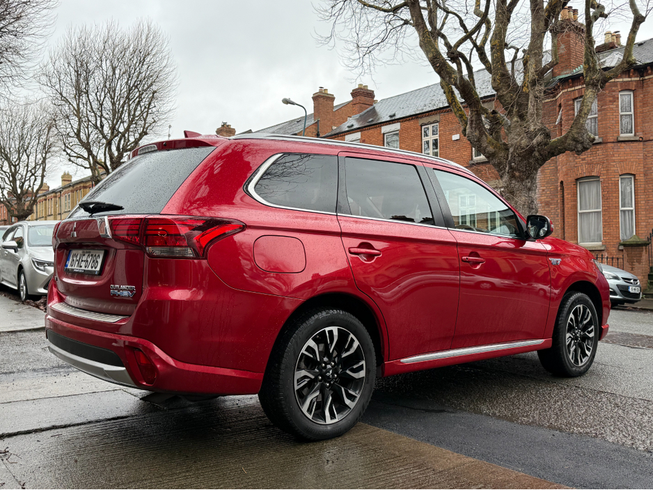 2016 Mitsubishi Outlander 2.0 PHEV, Top Spec GX! New Nct 02/2027, Full Leather, Sat Nav, Reversing Camera, Heated Seats, Sunroof, Cruise Control, A/C, Immaculate, Finance Available, Service & Warranty Included, SIMI Dealer, €9,950