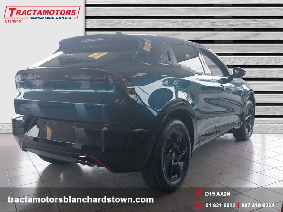 2025 Alfa Romeo Junior IBRIDA TECH PACK PREMIUIM PACK €36,749