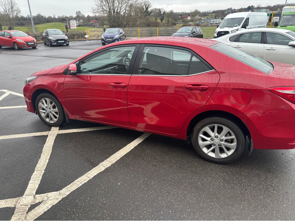 2014 Toyota Corolla 1.33 LUNA 4DR €7,500