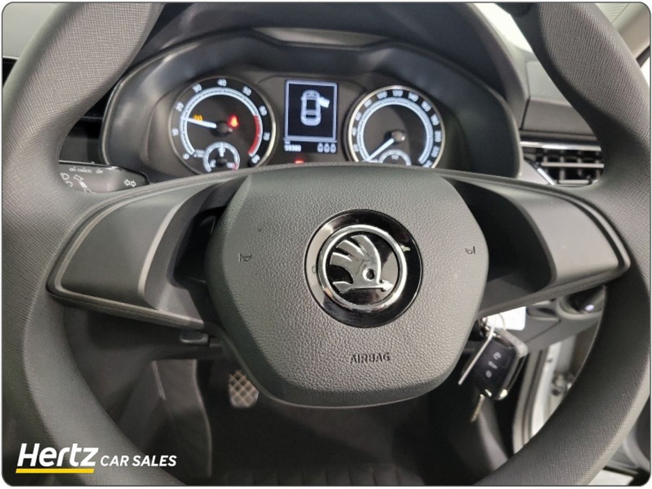 2024 Skoda Scala - image 17