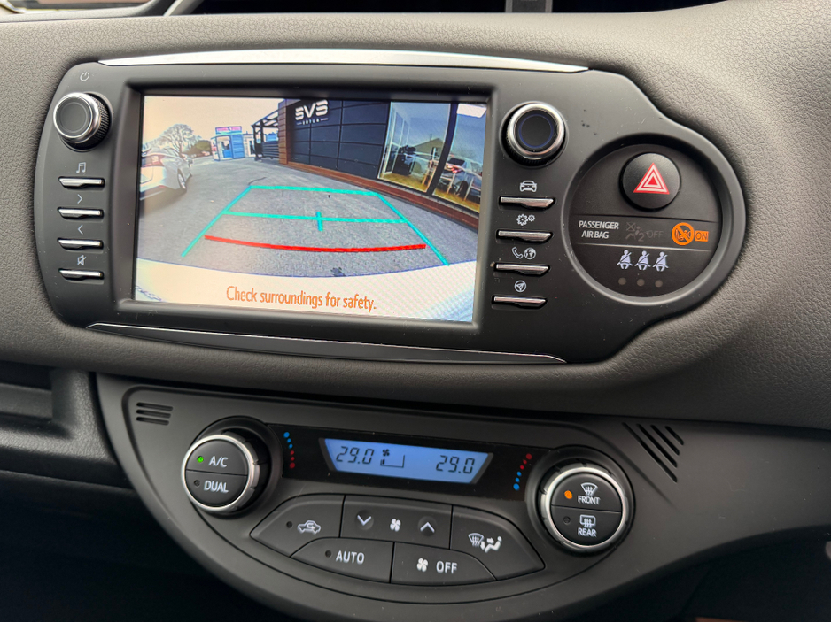 2017 Toyota Yaris Self charge Hybrid - Low Mileage - Fantastic Spec €14,750