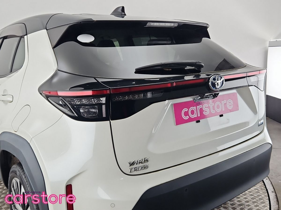 2021 Toyota Yaris Cross - image 15