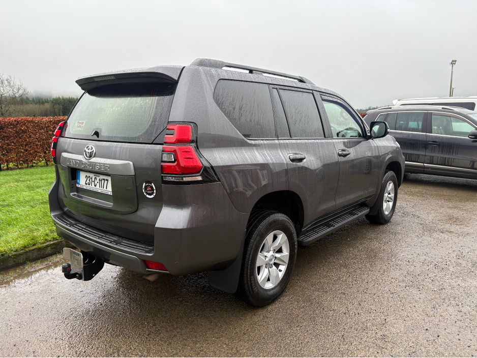 2023 Toyota Landcruiser 2.8 D4d LWB AUTO COMMERCIAL €52,950