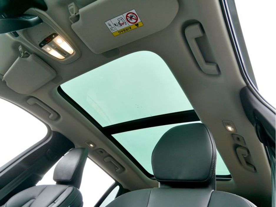 2026 Volvo XC90 - image 30