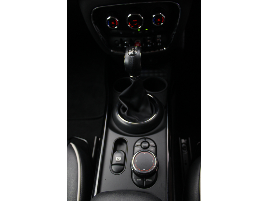 2019 MINI Clubman - image 14