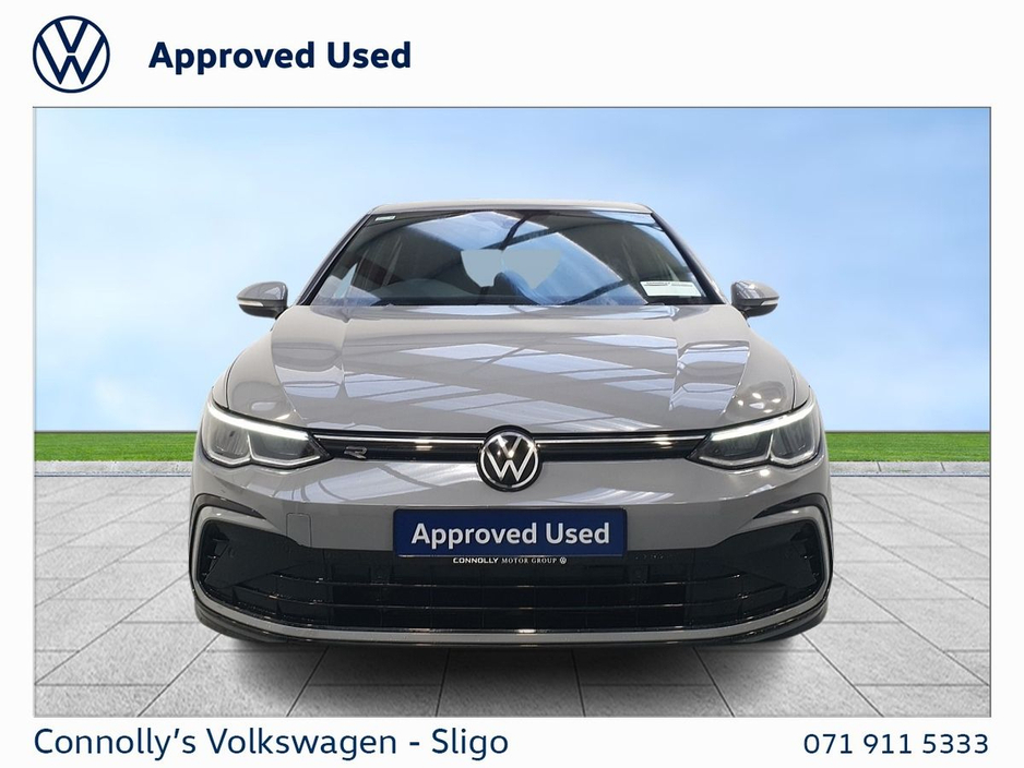 2022 Volkswagen Golf - image 12