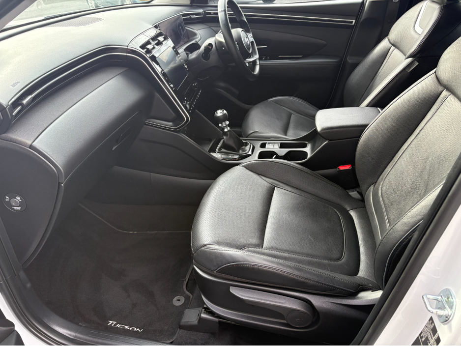 2022 Hyundai Tucson - image 6