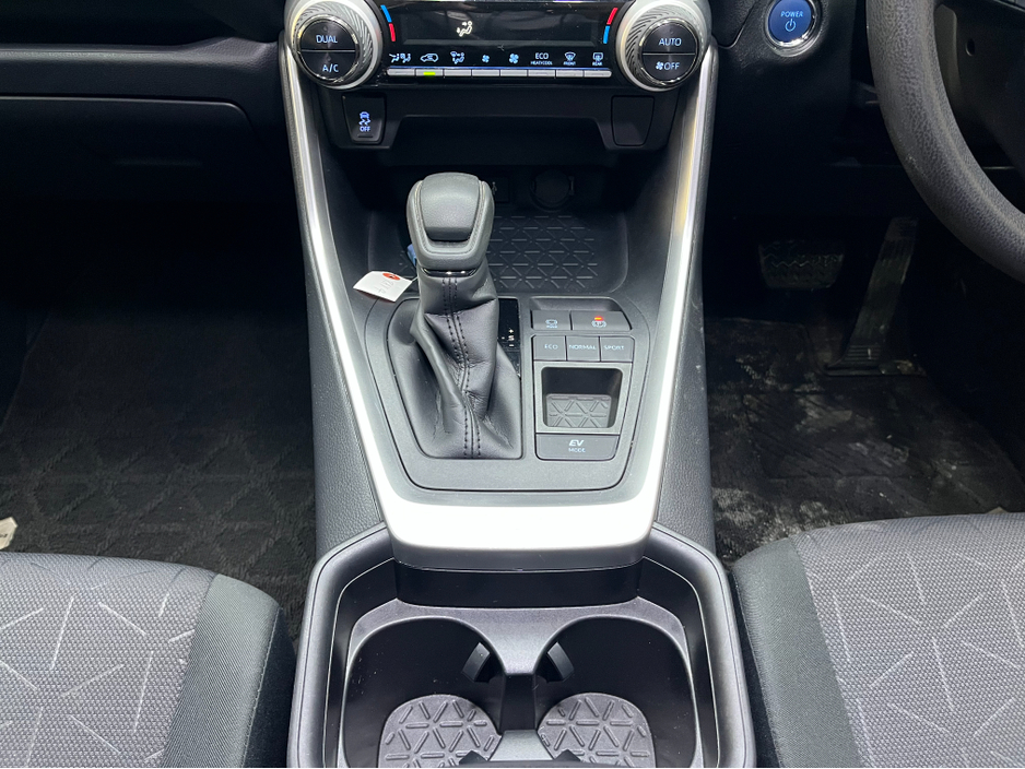 2020 Toyota Rav4 €29950 2020 TOYOTA RAV4 HYBRID X 2.5 AUTOMATIC / CRUISE CONTROL / REVERSE CAMERA AND MORE €29,950